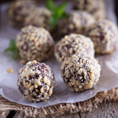Chocolate-Nut Clusters