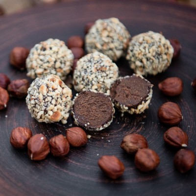 Recette de Truffes chocolat noir, noisettes et Huile de Noisette