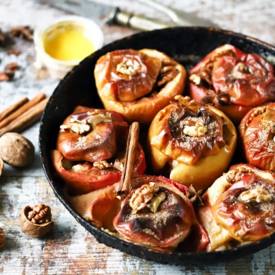 Recette de Pommes au four, au miel, à la cannelle, aux noix & Huile de Noix