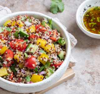 Salade de Quinoa aux légumes et vinaigrette à l'Huile de Noix de Cajou