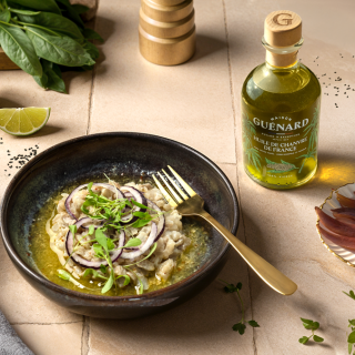 Ceviche de daurade, leche de tigre à l’huile de chanvre